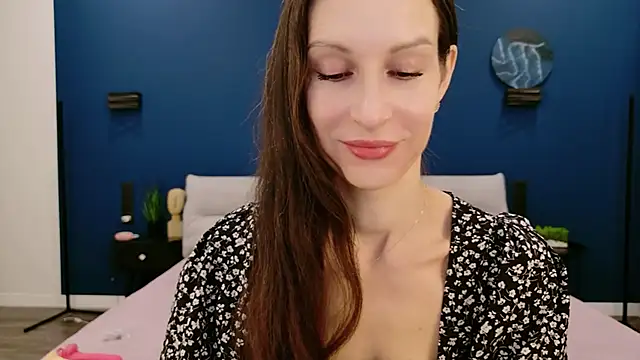 Mila Anders online show from 8, 7, 2026
