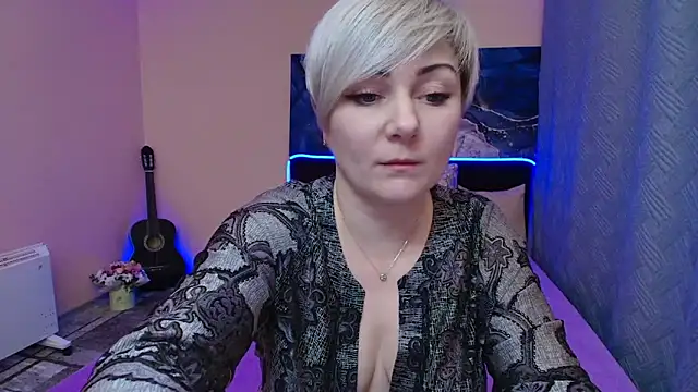 Snapshot of BlondPearl chatting on 14, 2, 2026 BlondPearl online show from 14, 2, 2026