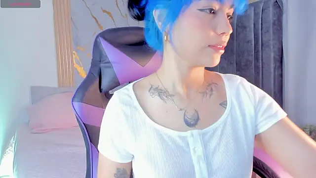 Snapshot of CIEL-DOUCE chatting on 21, 12, 2025 CIEL-DOUCE online show from 21, 12, 2025