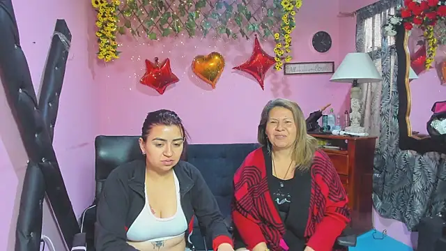 lesbiancuple online show from 20, 2, 2026