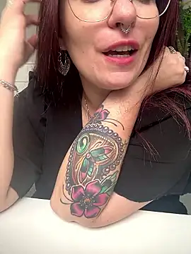 LunaMoongirl online show from 3, 12, 2024