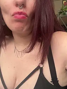 LunaMoongirl online show from 3, 12, 2024