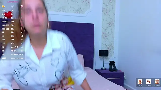 KarinaNoir online show from 9, 7, 2026