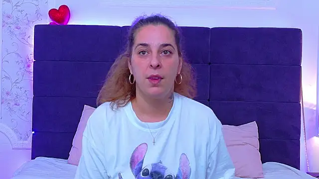 KarinaNoir online show from 13, 7, 2026