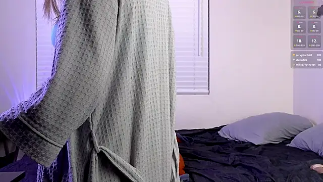 Snapshot of AriannaPena chatting on 12, 2, 2025 AriannaPena online show from 12, 2, 2025