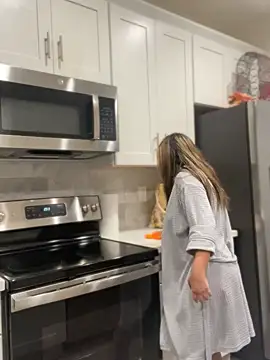 Snapshot of AriannaPena chatting on 17, 2, 2025 AriannaPena online show from 17, 2, 2025