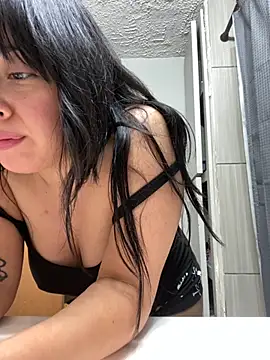 Snapshot of AriannaPena chatting on 13, 9, 2025 AriannaPena online show from 13, 9, 2025