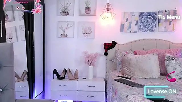 Snapshot of Dulce_Morrys chatting on 27, 12, 2024 Dulce Morrys online show from 27, 12, 2024