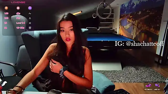 Snapshot of shachatteof chatting on 6, 10, 2025 shachatteof online show from 6, 10, 2025