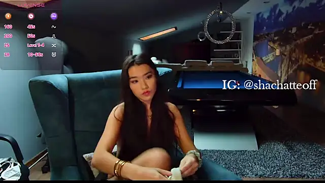 Snapshot of shachatteof chatting on 17, 10, 2025 shachatteof online show from 17, 10, 2025