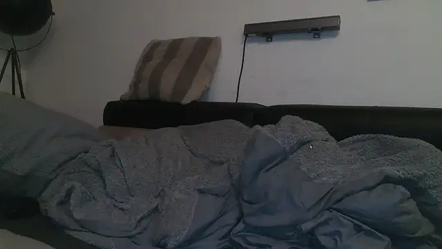 Snapshot of Toyboy471 chatting on 2, 11, 2025 Toyboy471 online show from 2, 11, 2025