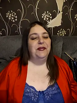HouseWifeWhore Milf online show from 7, 5, 2026
