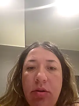 isabella rossse online show from 3, 2, 2026