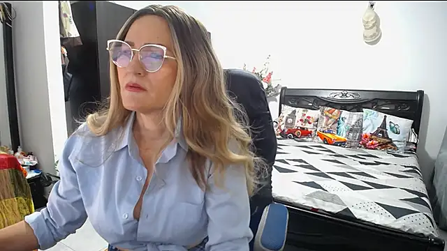 Xiimen online show from 15, 1, 2025