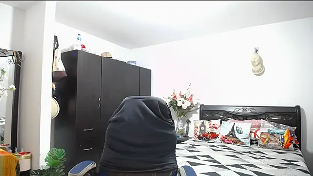 Xiimen online show from 30, 1, 2025