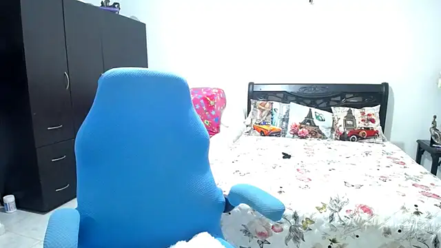 Xiimen online show from 13, 11, 2025