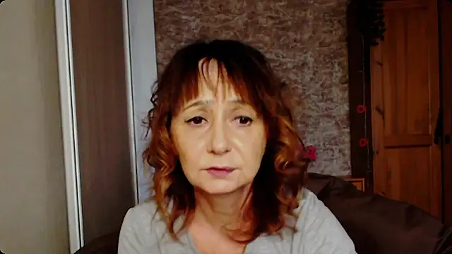 Snapshot of AnnieEltgant chatting on 9, 1, 2026 AnnieEltgant online show from 9, 1, 2026