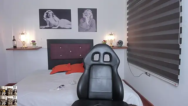 Snapshot of Mariana_Joness chatting on 6, 12, 2024 Mariana Joness online show from 6, 12, 2024