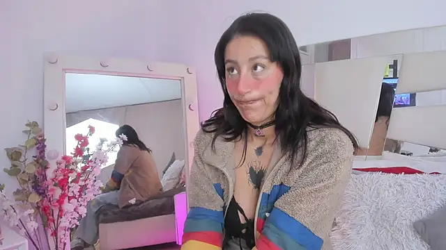 Mariana Joness online show from 27, 11, 2025