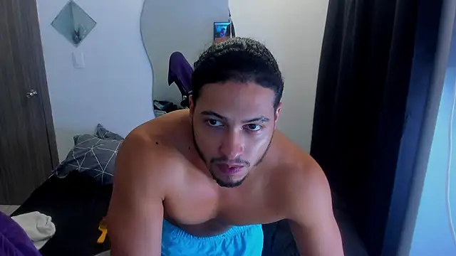 Snapshot of Kris_Khalifa69 chatting on 14, 6, 2026 Kris Khalifa69 online show from 14, 6, 2026