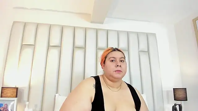 aandreaperez online show from 21, 10, 2025