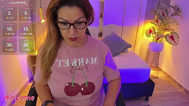 Snapshot of gisela27 chatting on 9, 6, 2026 gisela27 online show from 9, 6, 2026