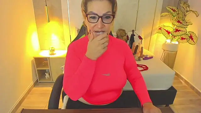 gisela27 online show from 30, 6, 2026