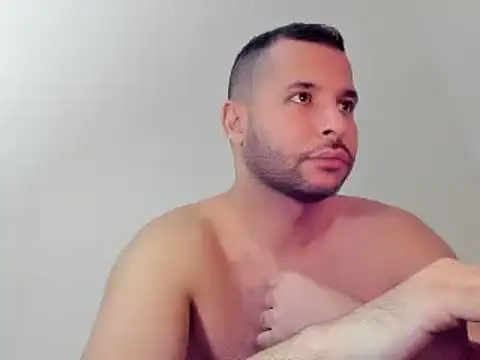 Snapshot of Dani_Lop chatting on 12, 12, 2024 Dani Lop online show from 12, 12, 2024