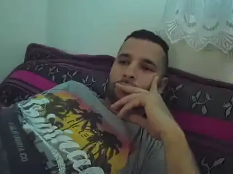 Snapshot of Dani_Lop chatting on 17, 1, 2025 Dani Lop online show from 17, 1, 2025