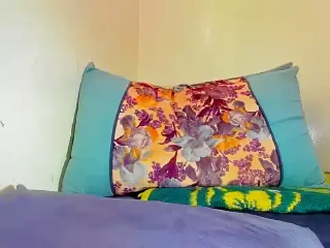 Snapshot of Dani_Lop chatting on 15, 2, 2025 Dani Lop online show from 15, 2, 2025