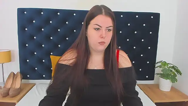 Snapshot of EvaLick chatting on 11, 2, 2025 EvaLick online show from 11, 2, 2025