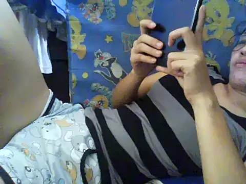 Snapshot of hairypussyyummy chatting on 20, 2, 2025 hairypussyyummy online show from 20, 2, 2025