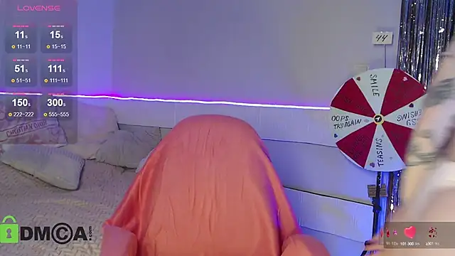 Snapshot of Emma_meii chatting on 4, 12, 2024 Emma meii online show from 4, 12, 2024