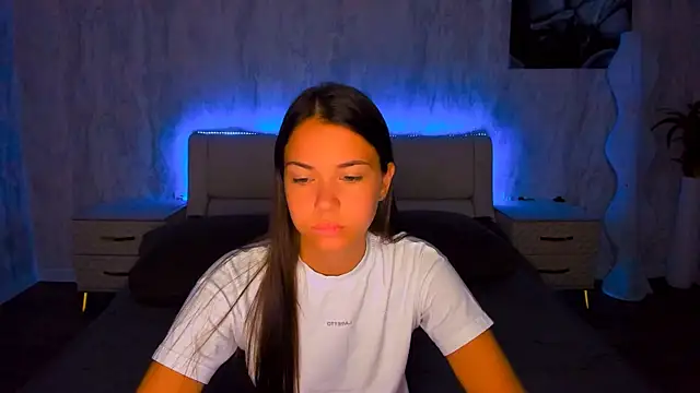 AlexaBarkley online show from 6, 7, 2026