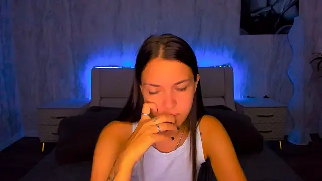 AlexaBarkley online show from 4, 8, 2026