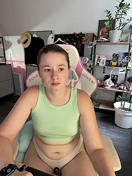 sweetest pie online show from 4, 7, 2026
