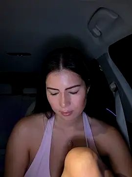 Snapshot of clairewntr chatting on 9, 11, 2025 clairewntr online show from 9, 11, 2025