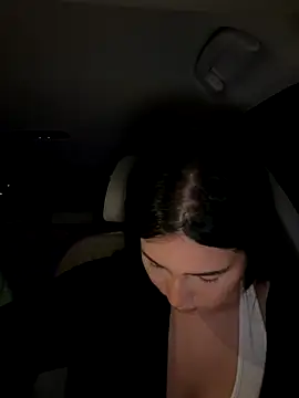 Snapshot of clairewntr chatting on 2, 12, 2025 clairewntr online show from 2, 12, 2025