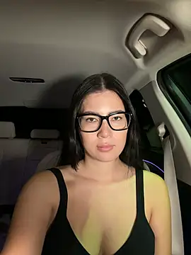 Snapshot of clairewntr chatting on 11, 1, 2026 clairewntr online show from 11, 1, 2026