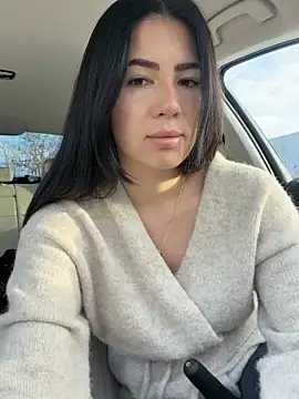 Snapshot of clairewntr chatting on 1, 2, 2026 clairewntr online show from 1, 2, 2026