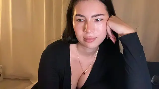 Snapshot of clairewntr chatting on 3, 2, 2026 clairewntr online show from 3, 2, 2026