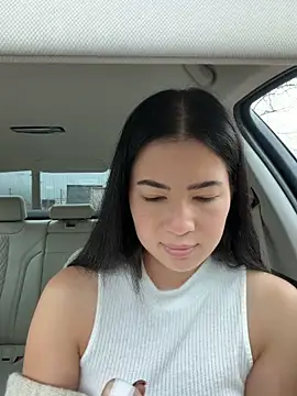 Snapshot of clairewntr chatting on 6, 2, 2026 clairewntr online show from 6, 2, 2026