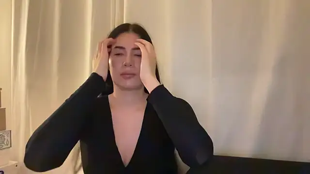 Snapshot of clairewntr chatting on 19, 2, 2026 clairewntr online show from 19, 2, 2026