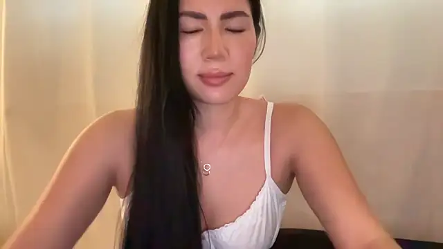 Snapshot of clairewntr chatting on 18, 3, 2026 clairewntr online show from 18, 3, 2026