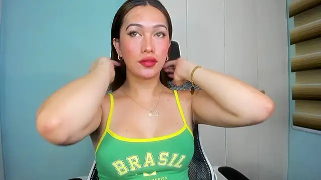 Snapshot of Jasmine_Elcock chatting on 7, 12, 2024 Jasmine Elcock online show from 7, 12, 2024