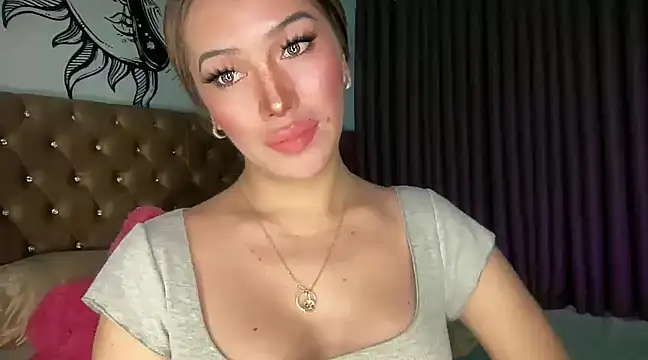 Snapshot of Jasmine_Elcock chatting on 19, 12, 2024 Jasmine Elcock online show from 19, 12, 2024