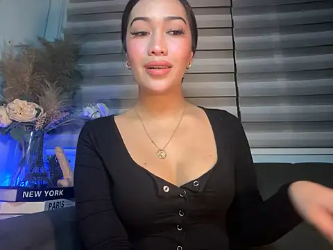 Snapshot of Jasmine_Elcock chatting on 8, 9, 2025 Jasmine Elcock online show from 8, 9, 2025