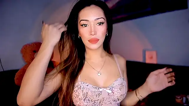 Snapshot of Jasmine_Elcock chatting on 17, 12, 2025 Jasmine Elcock online show from 17, 12, 2025