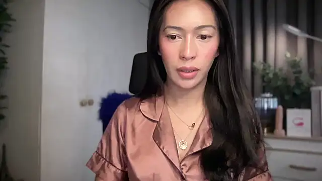 Jasmine Elcock online show from 18, 5, 2026