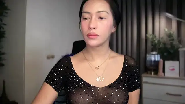 Jasmine Elcock online show from 22, 5, 2026